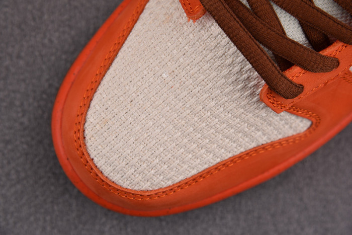 NIKE Dunk SB Low Premium “Un-Hemp” 313170-101