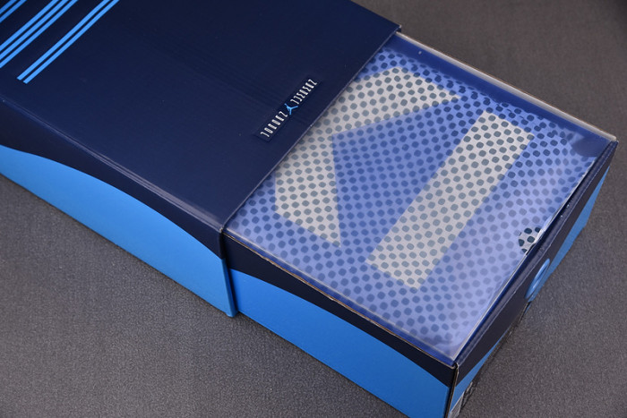 AIR JORDAN 11 RETRO "WIN LIKE