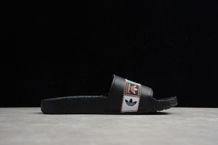 ADILETTE BOOST SLIPPER FX7478