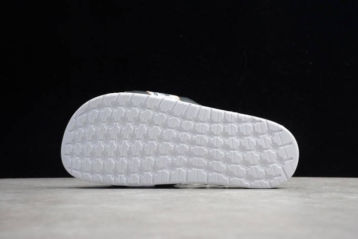 ADILETTE BOOST SLIPPER FX7499