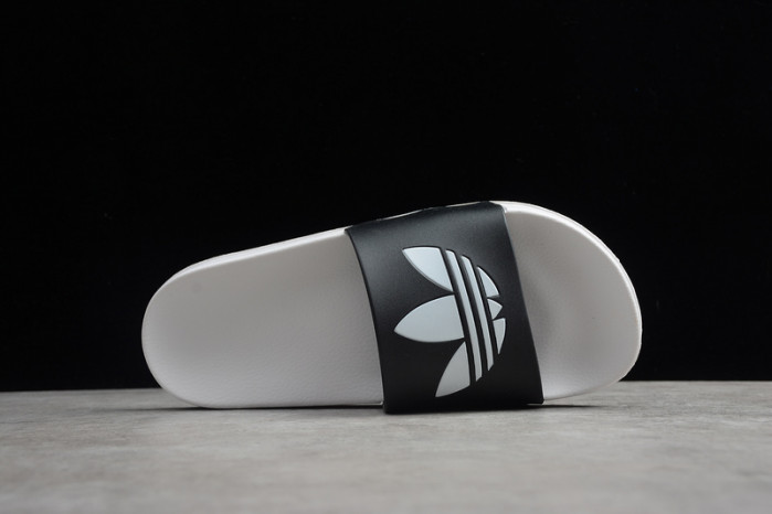 ADILETTE PRIDE SLIPPER H903P177