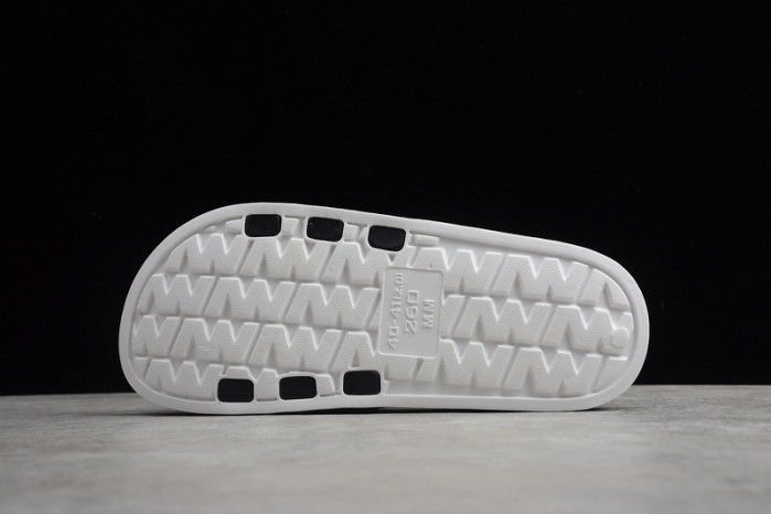 ADILETTE PRIDE SLIPPER H903P180