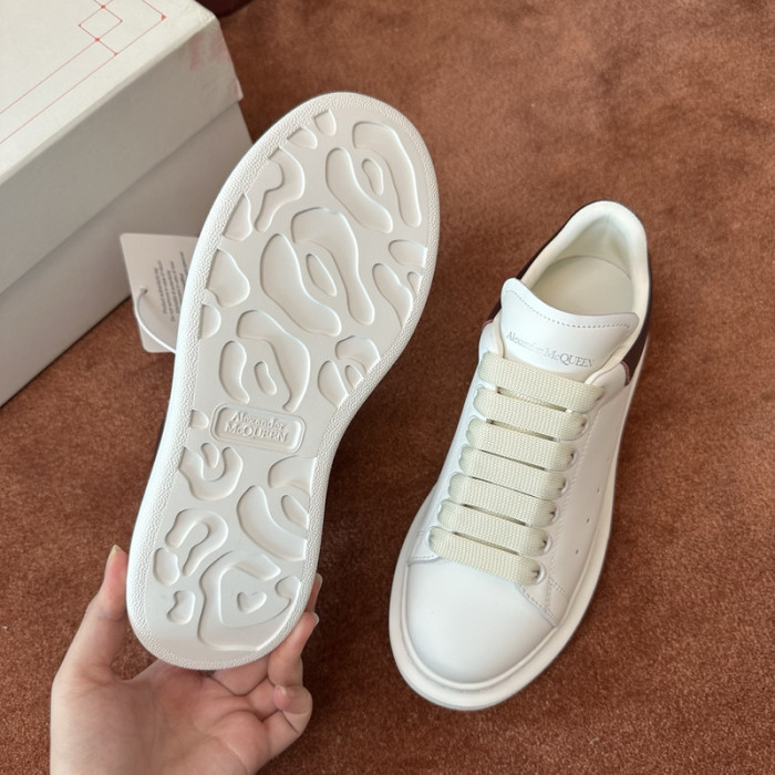 ALEX MCQU SNEAKER