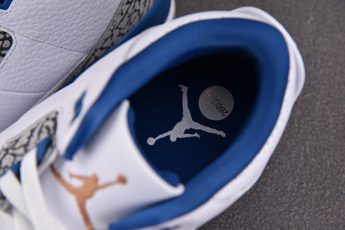 Air Jordan 3 “Wizards” CT8532-148