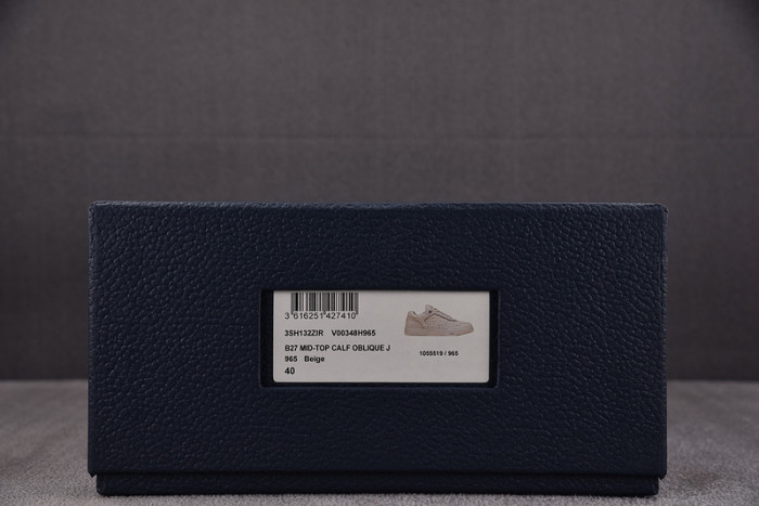 D10R B27 LOW SNEAKER