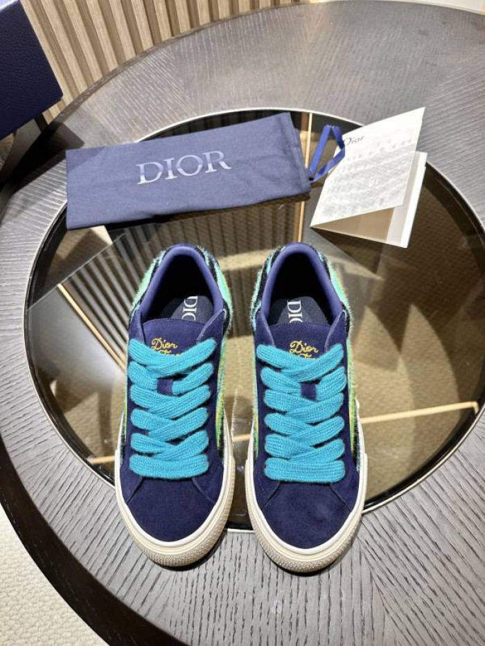 D10R SNEAKER