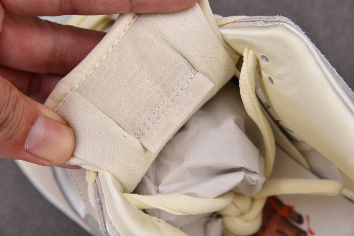 Nike SB Dunk Low Valentine