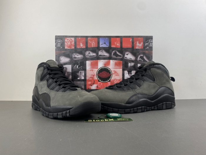 Air Jordan 10 Retro Shadow (2025) HJ6779-001