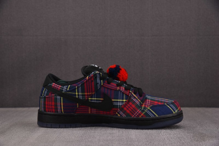 Nike SB Dunk Low Nardwuar II1493-600
