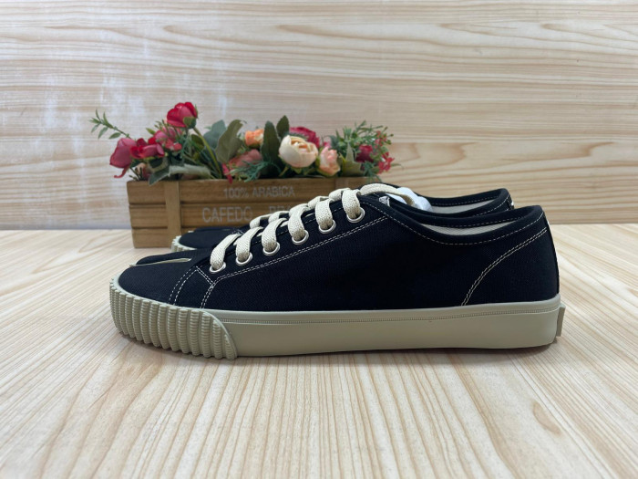 MA1S0N MARG1E1A SNEAKER