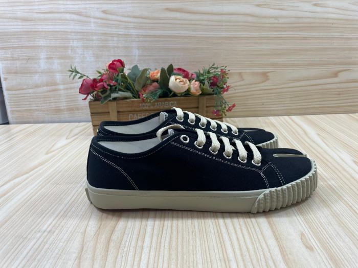 MA1S0N MARG1E1A SNEAKER