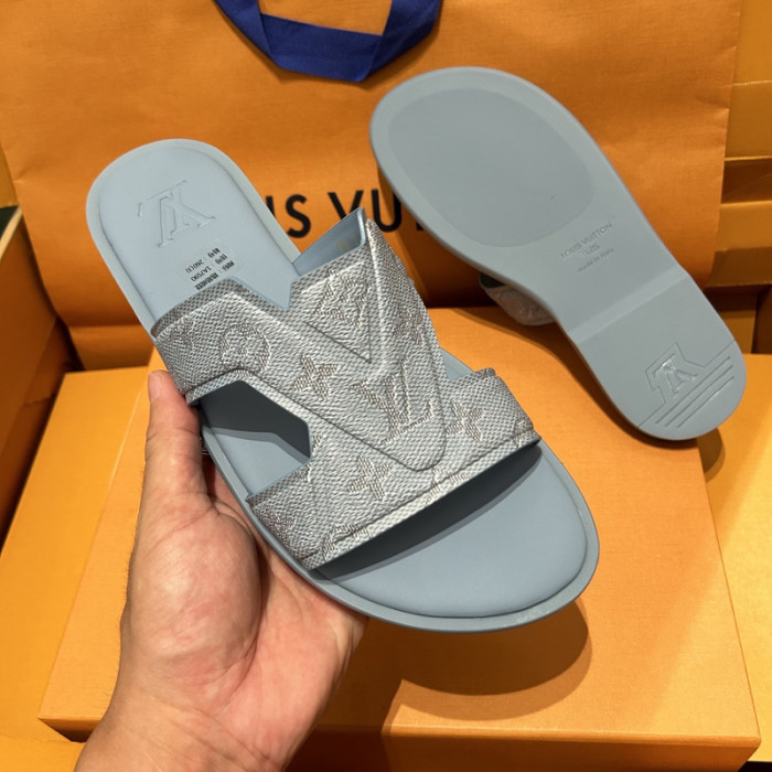 L0VT SANDAL
